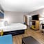 Days Inn by Wyndham Clayton