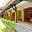 The Soemarsono Hotel by ZUZU