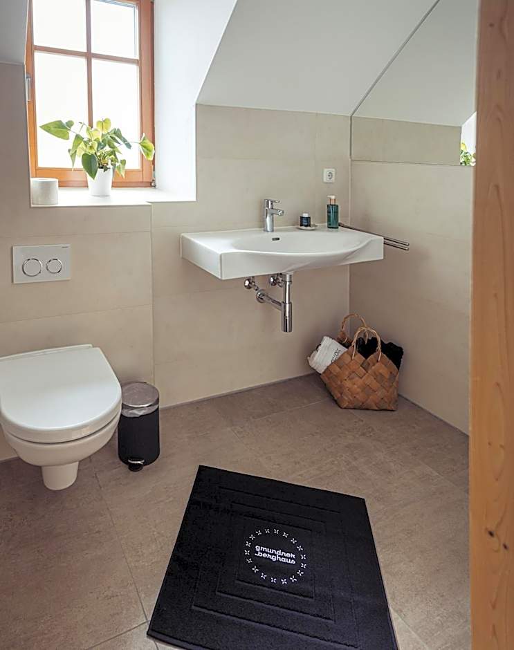 Gmundnerberghaus - ROOMS