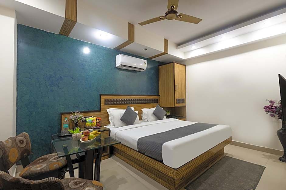 Hotel Shivdev International