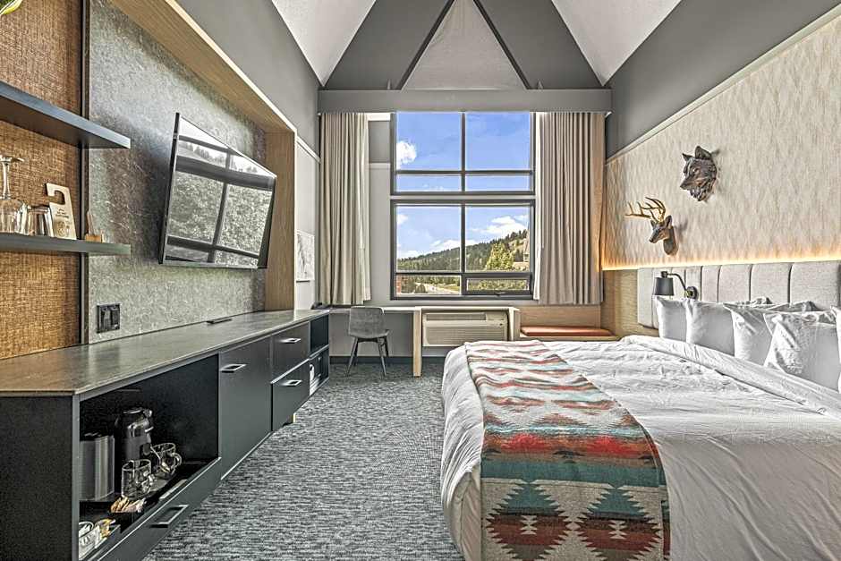 MTN House By Basecamp