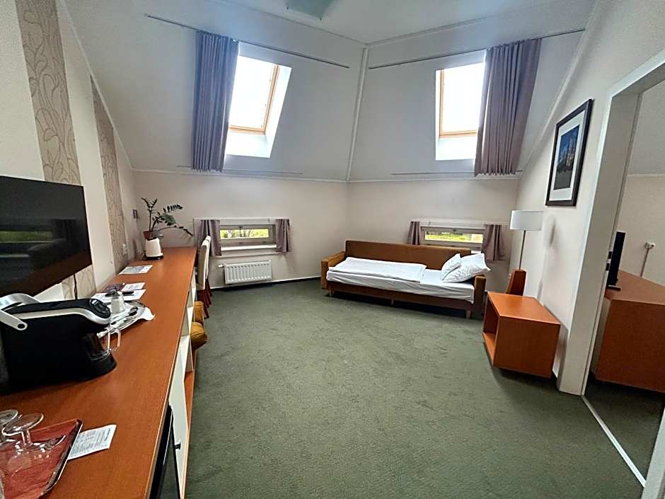 Photo 1 of 8 of 1 Bedroom Suite