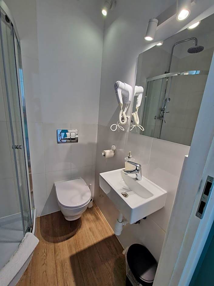 AGIS Pokoje Gościnne