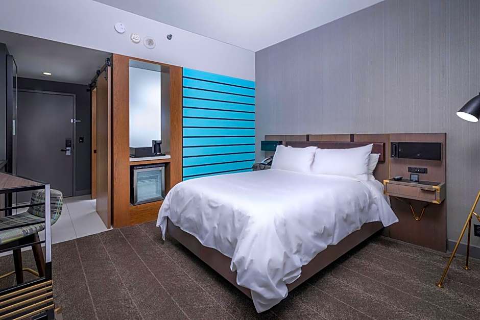 Renaissance Reno Downtown Hotel & Spa