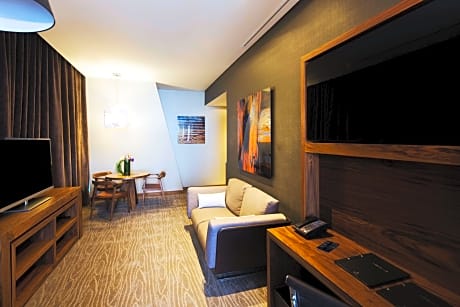 1 King Bed 1 Bedroom Suite