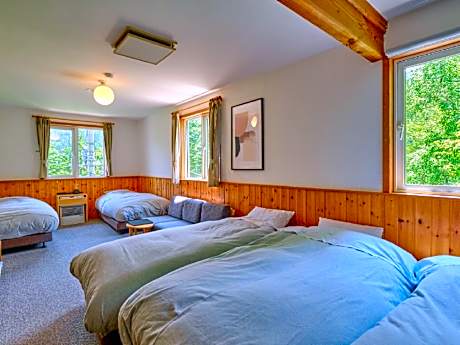 Family Room with Mountain View