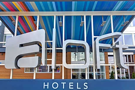 Aloft Secaucus Meadowlands
