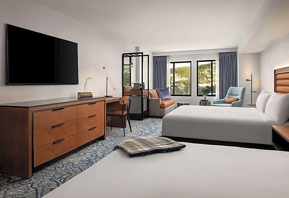 Hotel Alpenrock Breckenridge, Curio Collection by Hilton
