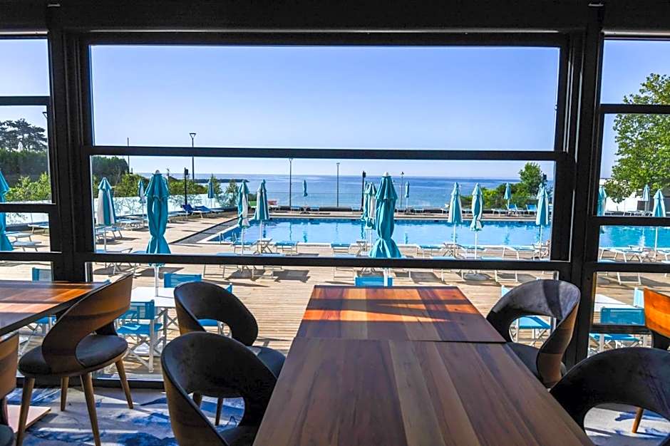 HOTEL TOPAZ 4* CAP AURORA