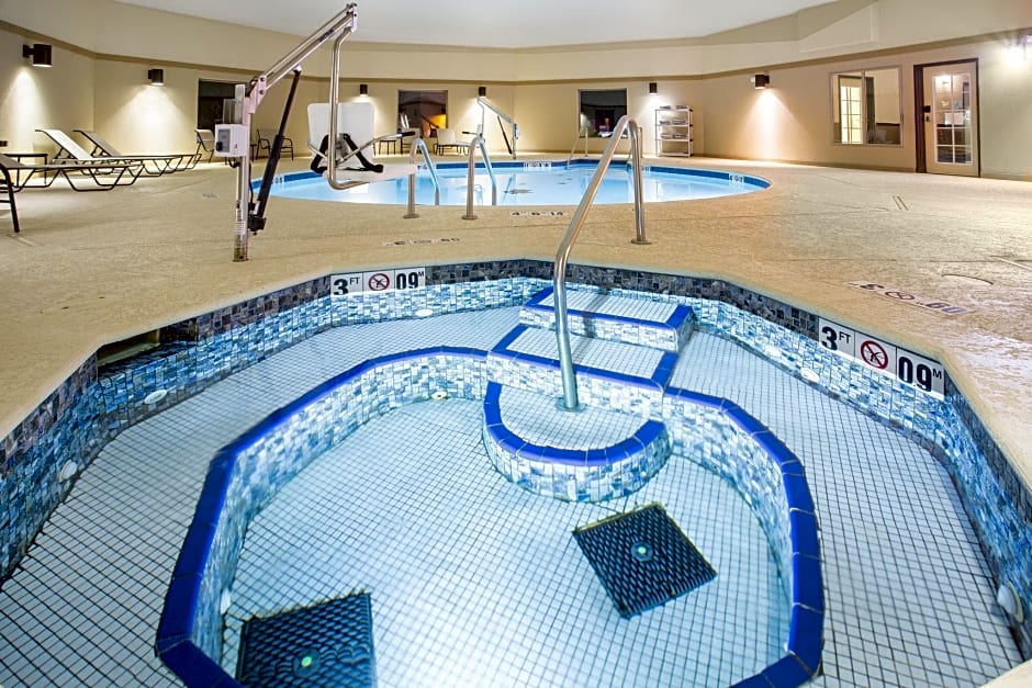 Holiday Inn Express and Suites Hotel - Pauls Valley By IHG