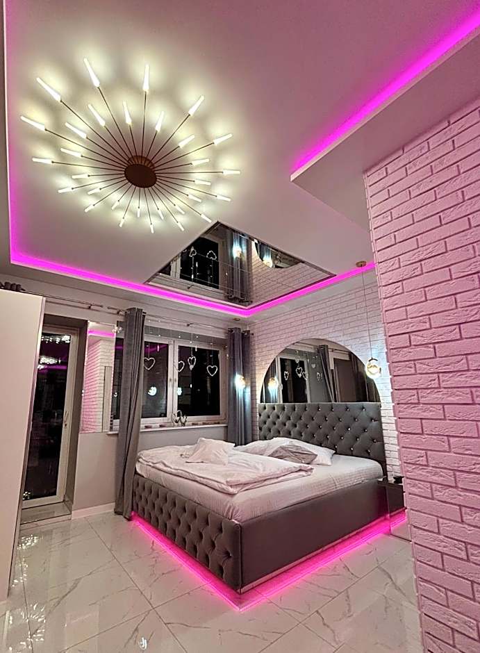 Apartament "Love Island" Jacuzzi SPA z dużą wanną z hydromasażem dla Dwojga