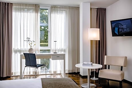 Comfort Single Room (55 in bed width)