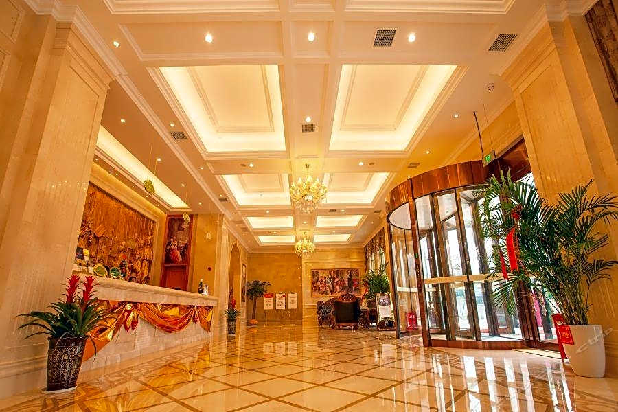 Vienna International Hotel Changsha Yuelushan West Bus Metro Station