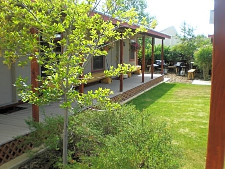Pinedale Cozy Cabins