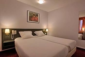 Hotel at Gare du Nord
