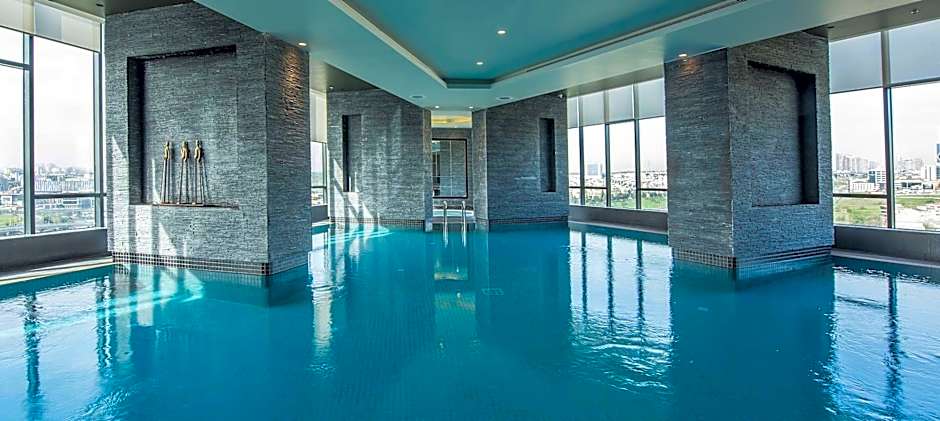 Centro Westside by Rotana