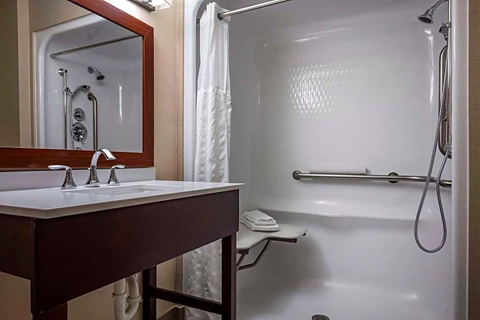 Comfort Suites near Penn State