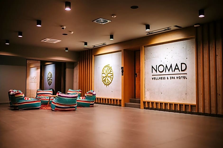 Hotel Nomad