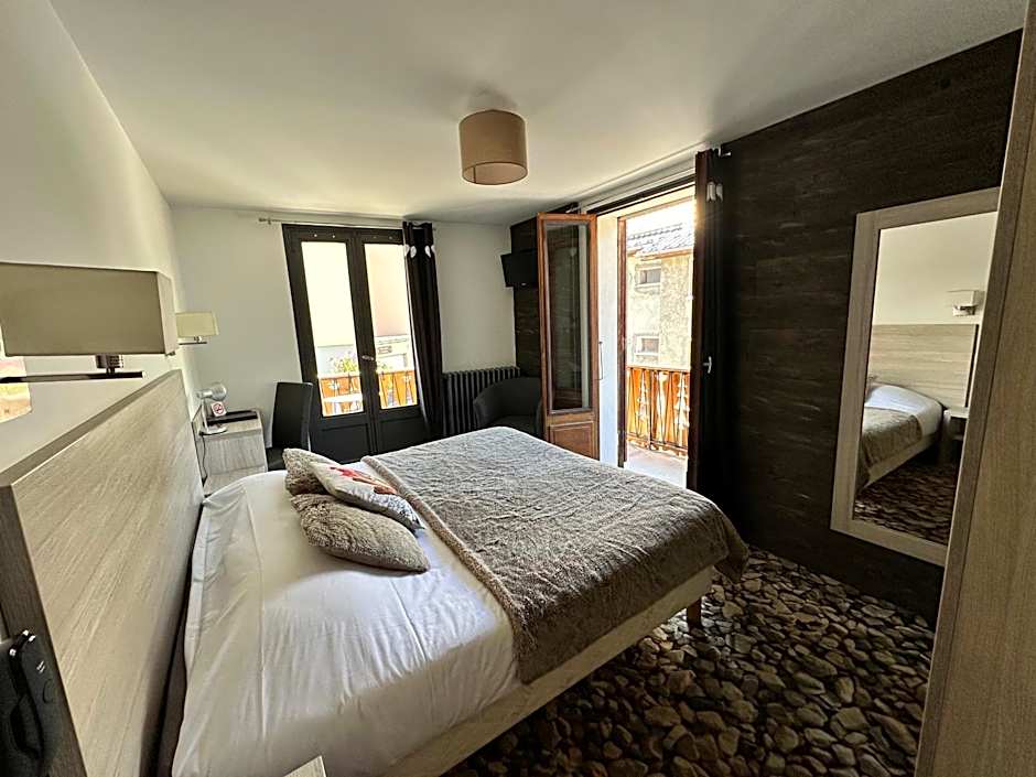 Hôtel-Chalet les Mélèzes