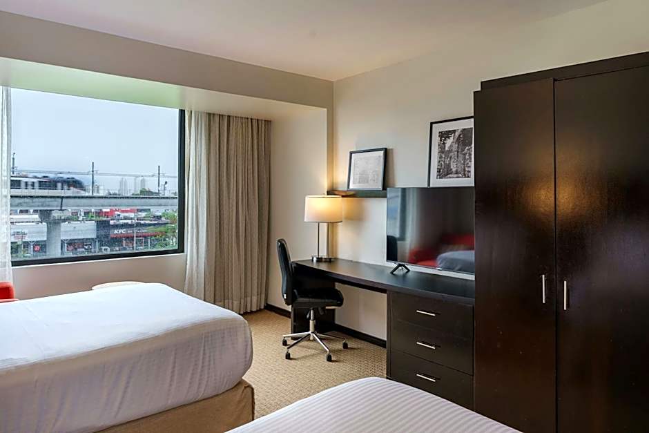 Courtyard by Marriott Panama Metromall