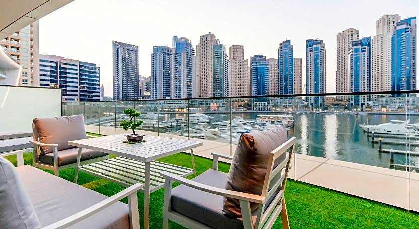 Vida Dubai Marina & Yacht Club