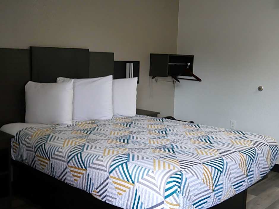 Motel 6-Tacoma, WA - South