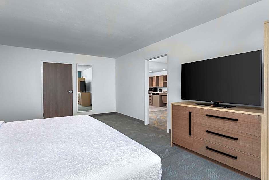 Home2 Suites by Hilton Indianapolis North at Intech Park