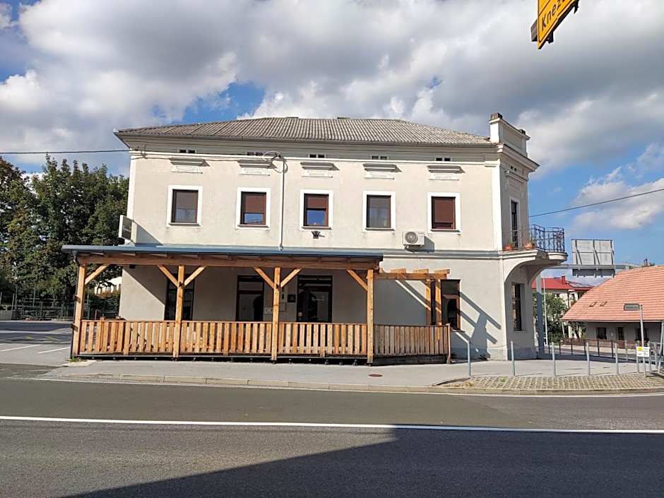Family Hostel Pivka