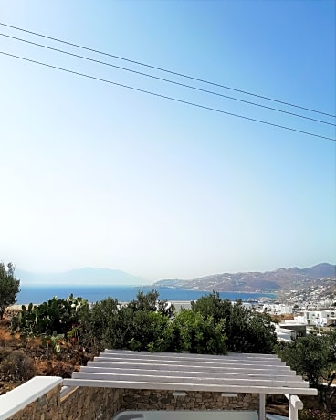 MAISONETTE SUITE WITH SEA VIEW