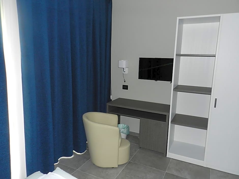 Foto 1 de 4 de Single Room