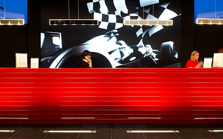 Silver Hotel & Gokart Center