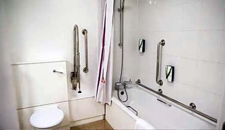 Premier Inn Glasgow City - George Square
