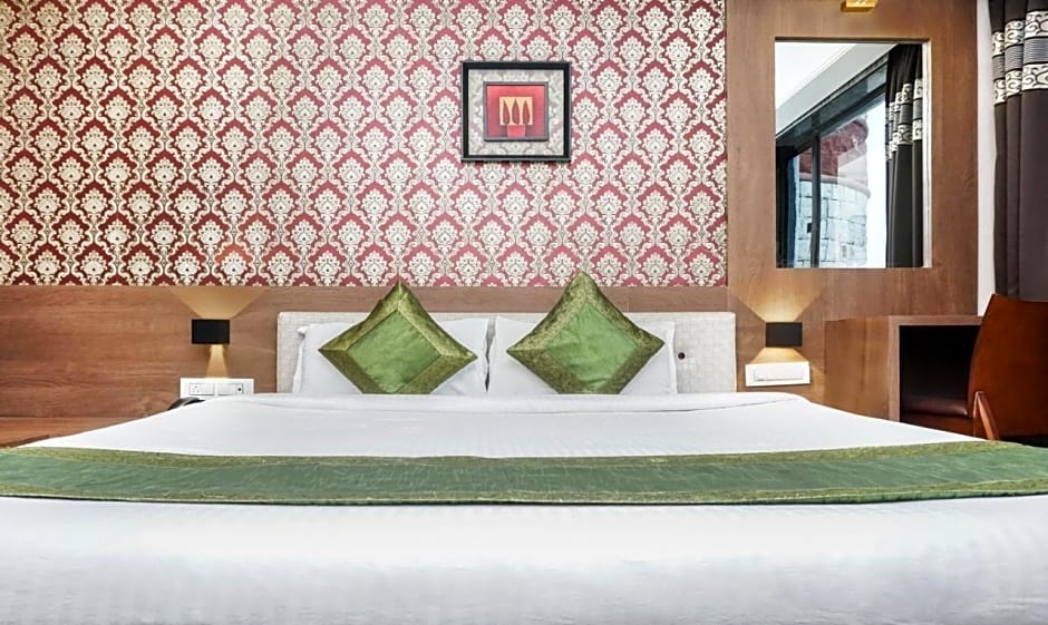 Shri Vitthal Mangalam - Hotel in Satara