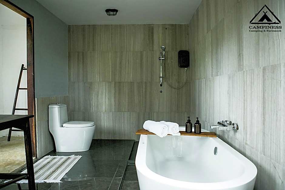 Campiness Camping & Farmsook