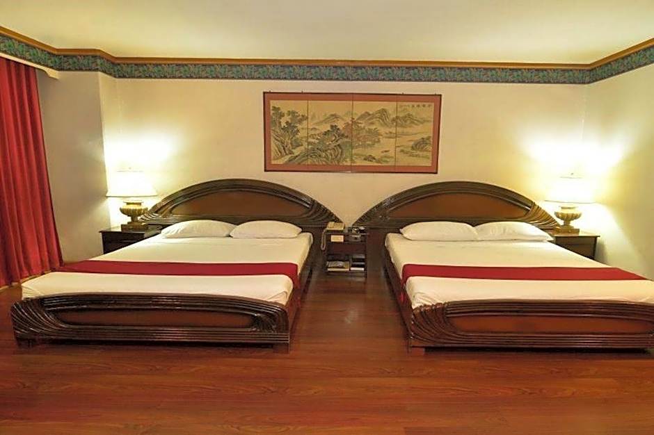 Holiday Plaza Hotel Cebu