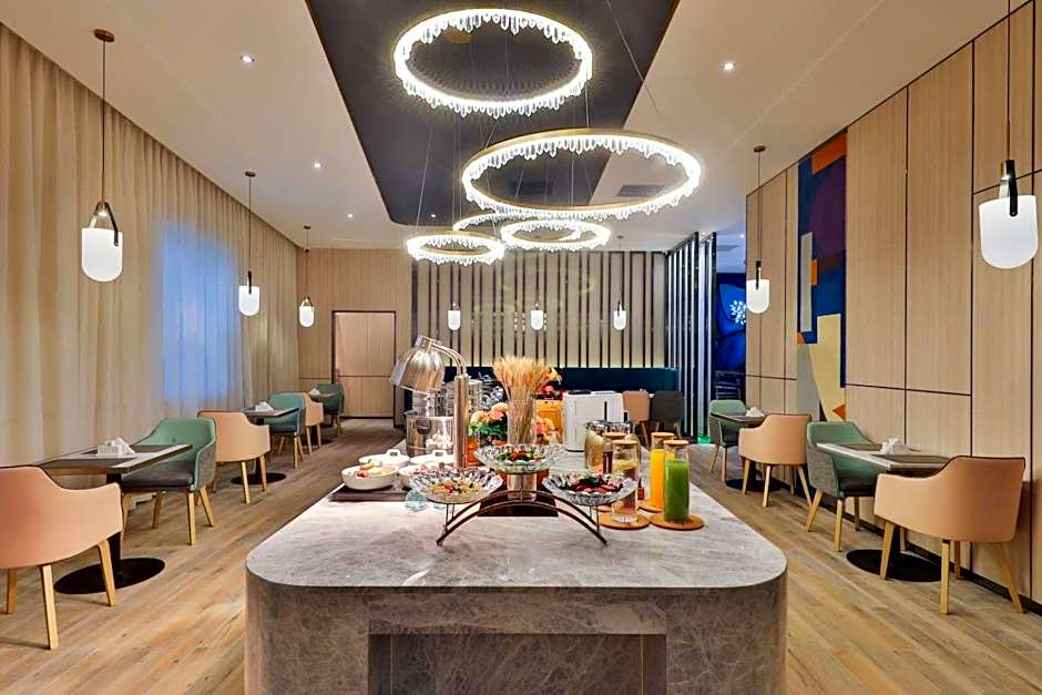 Orange Hotel Jinji Lake in Suzhou Center