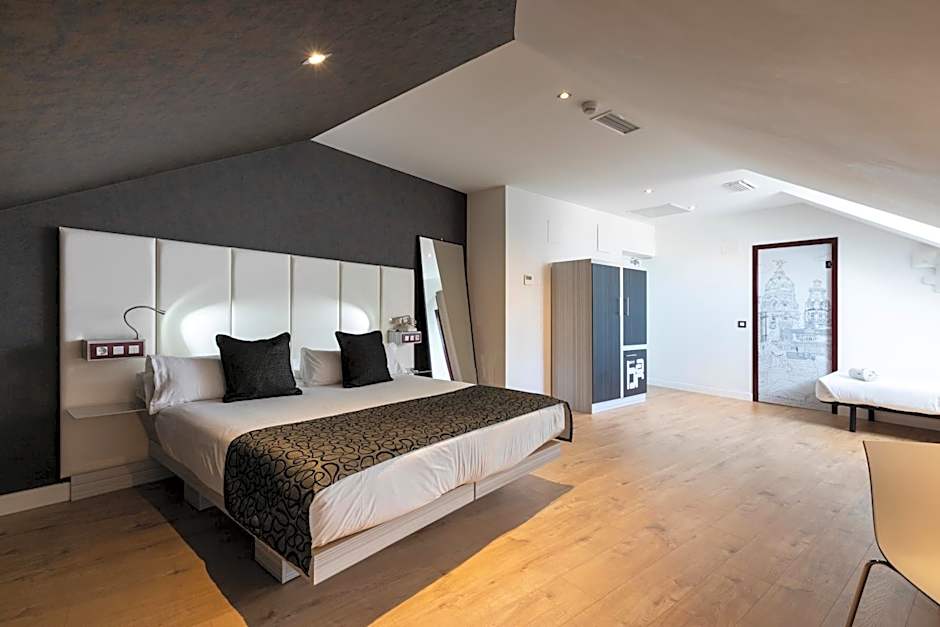 Petit Palace Santa Bárbara