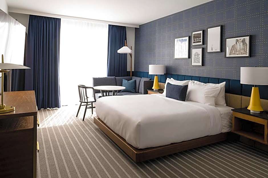 Cambria Hotel Boston Somerville