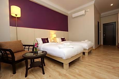 Deluxe Double or Twin Room