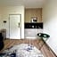 Extravaganza Room and Suite Apartment City Center
