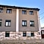 M70 Apartmanház