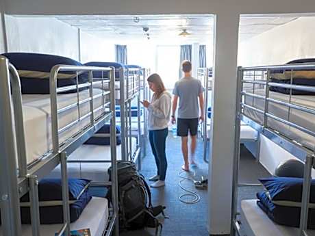 10-Bed Mixed Dormitory Room