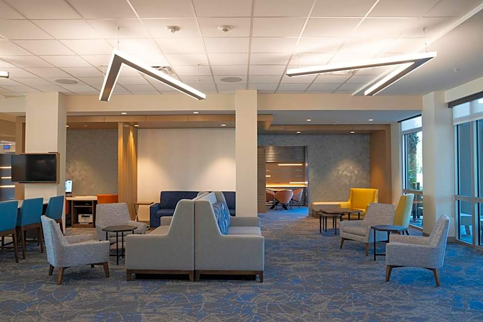 Holiday Inn Express & Suites Fort Walton Beach - Eglin Area By IHG