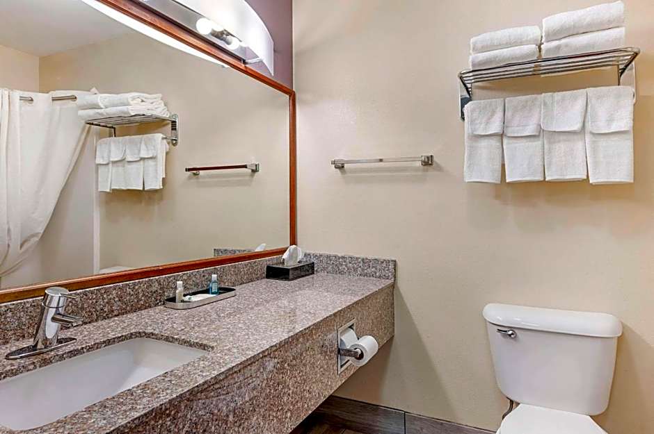 Quality Suites