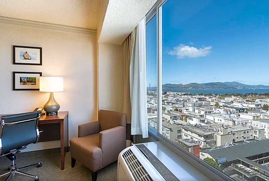 Comfort Inn By The Bay