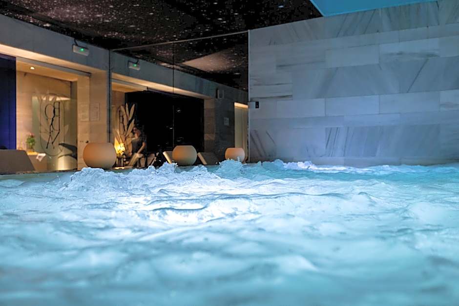 Hospes Palacio De Los Patos, a Member of Design Hotels