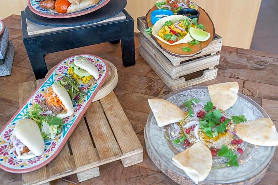 ARTIEM Carlos - Adults Only