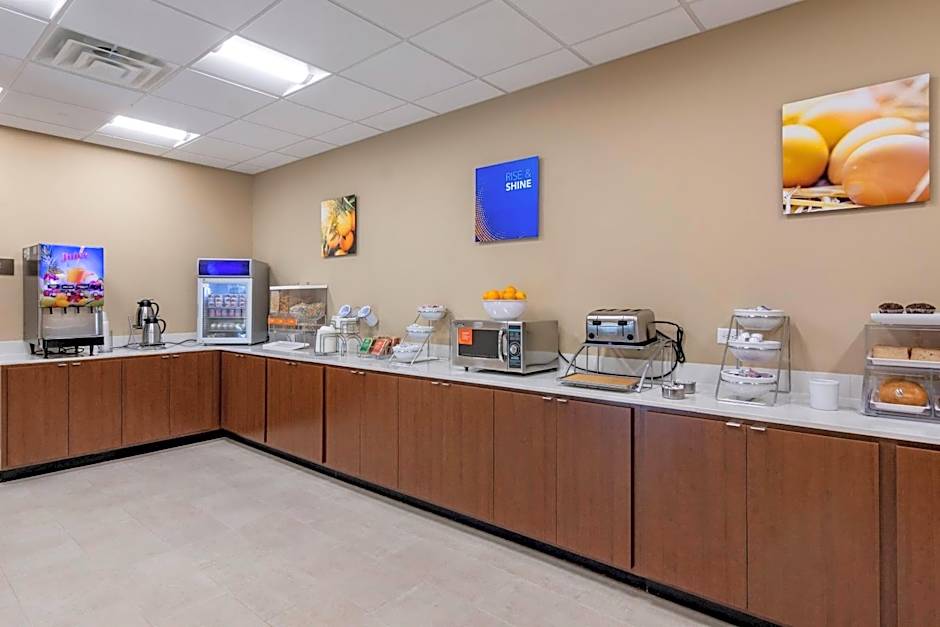 Comfort Inn & Suites Charlottesville Hollymead Town Center