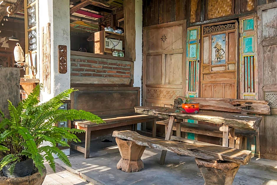 TwoSpaces Living at Bunga Desa, Jimbaran