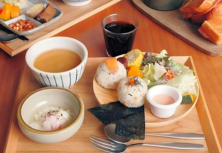 U.I.J Hotel&Hostel (UIJ)